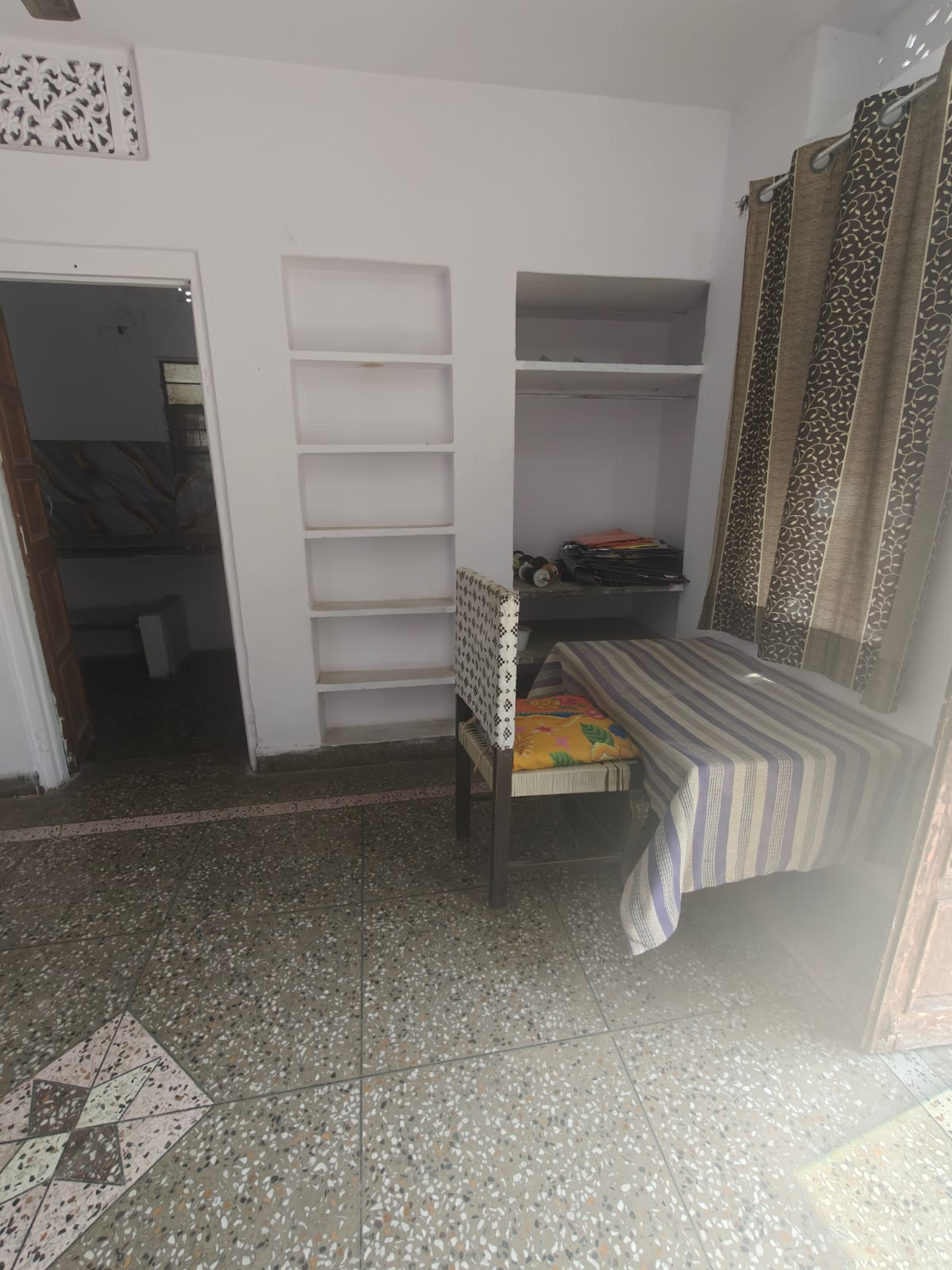 1 room kitchen available jawahar nagar jaipur